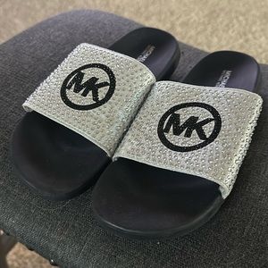 Girls Slides Michael Kors Size 5